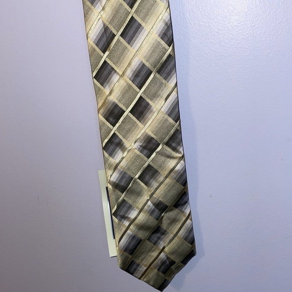 Roberto Villini Couture Silk Stain Resistant Geometric Necktie Tie - Picture 1 of 16
